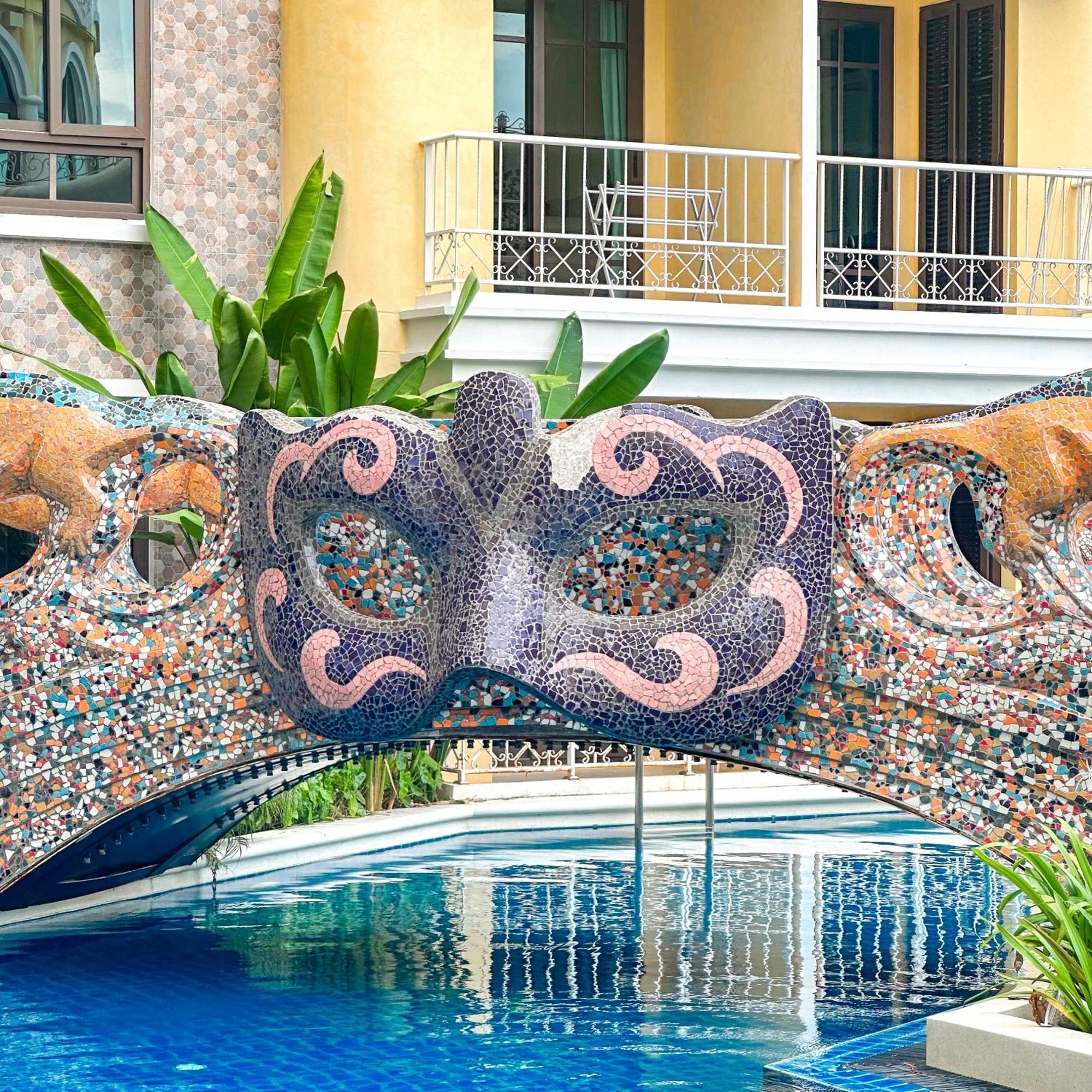 Espana Resort Jomtien Beach Pattaya Exterior photo