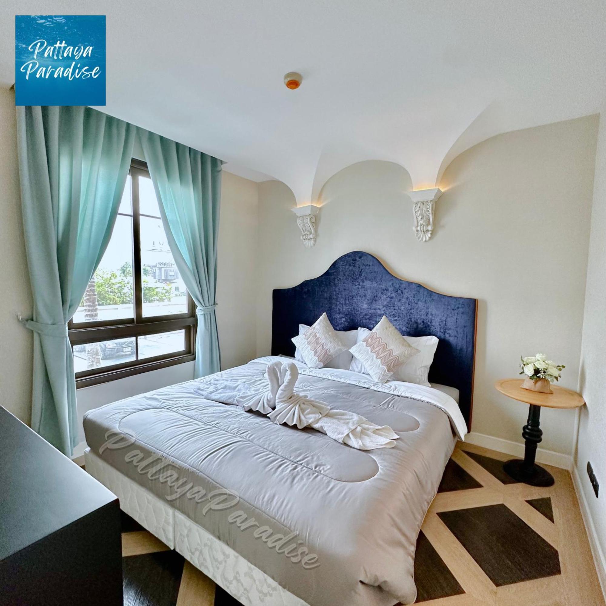 Espana Resort Jomtien Beach Pattaya Exterior photo
